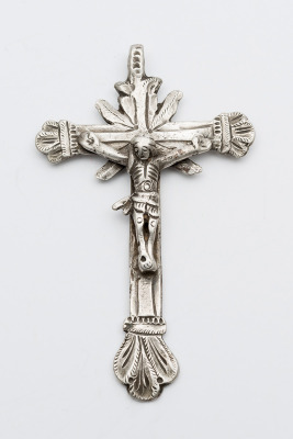 See also #41 Antique Silver Crossilver