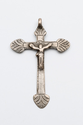 #56 Antique Silver Cross Purchase Options & Details