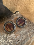 #85j Silver Post Earring W Weaving Under Glass (20mm) Peru