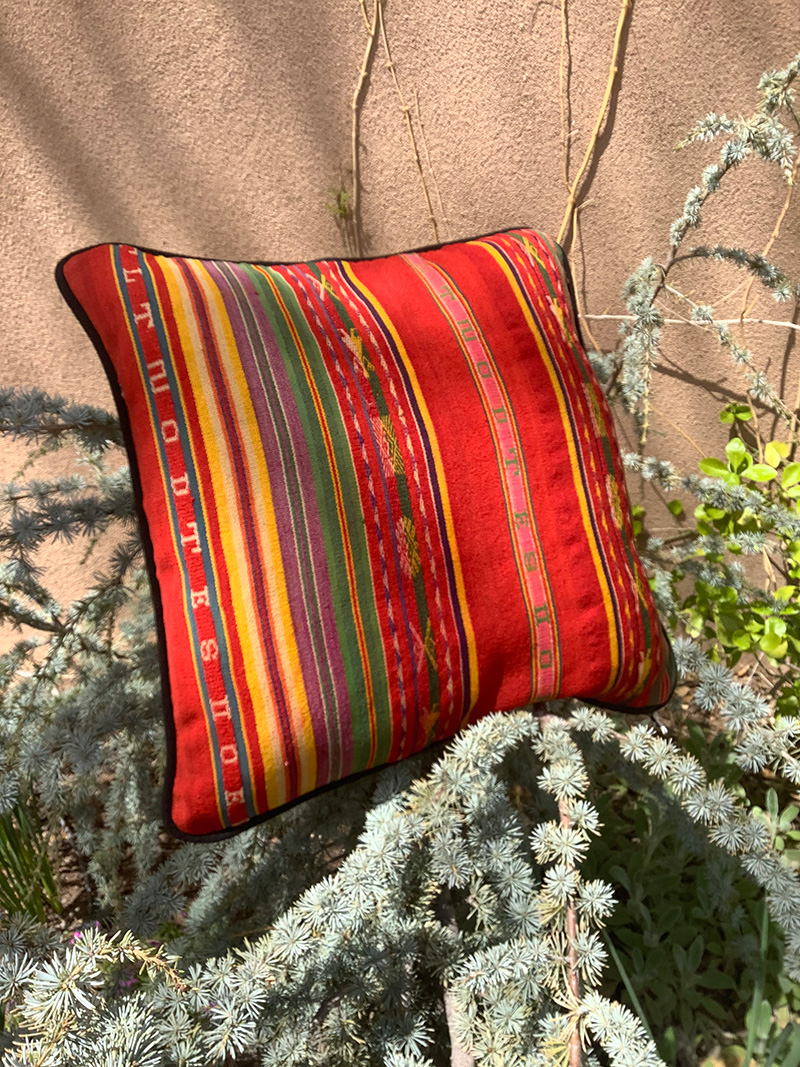 #98t Pillowcase (18&#039;x18&#039;) Bolivia